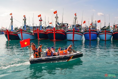 View - 	Thiêng liêng cờ Tổ quốc ở Trường Sa